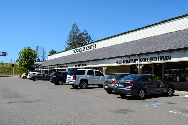 S.O.G. Military and Antiques Collectibles