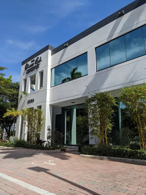 Oliver Gal Artist Co.