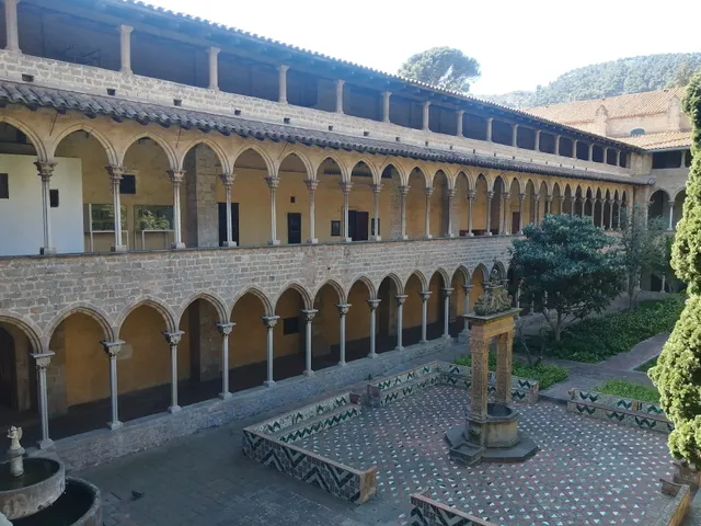 Claustre del Reial Monestir de Santa Maria de Pedralbes