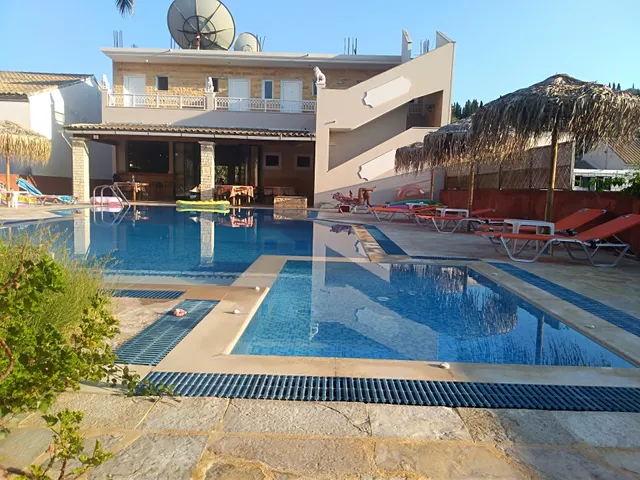 Lena Studios - Rooms & Apartments