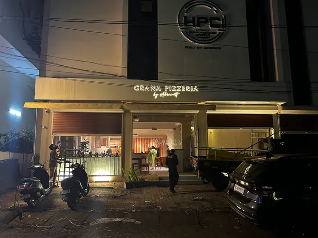 Grana Pizzeria By Abramatt - Panampilly Nagar