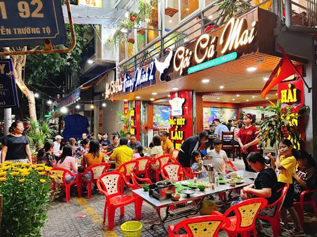 Lẩu Cá Đuối Hoàng Minh 2 - Gỏi Cá Mai (Có Phòng Lạnh) 94 Nguyễn Trường Tộ