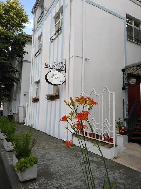 City Boutique Inn