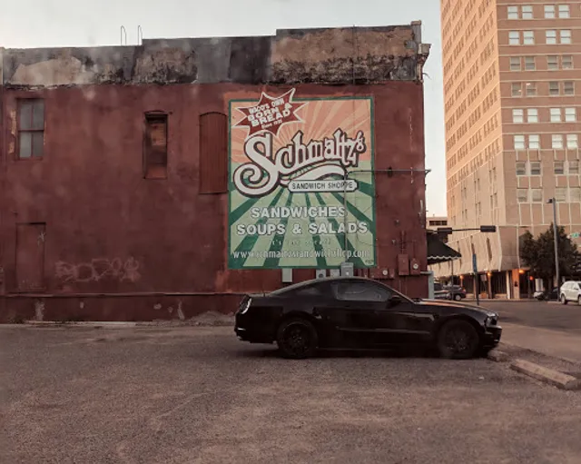 Schmaltz's Sandwich Shoppe