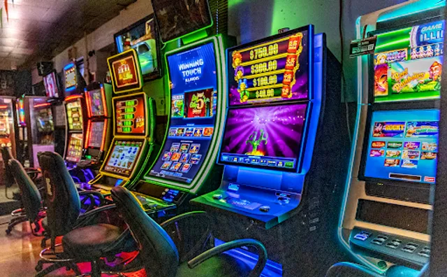 Patrick's Bar & Grill