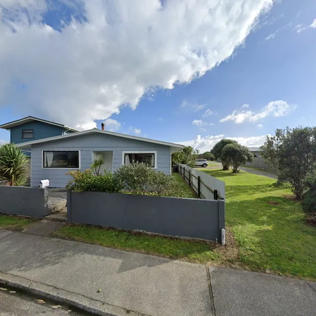 Great Views in Hokitika Sunset Point Apartment