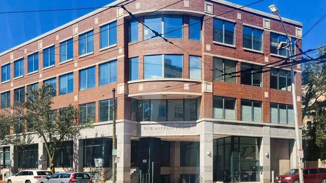 Regus - Cambridge - Harvard Square Mifflin Place
