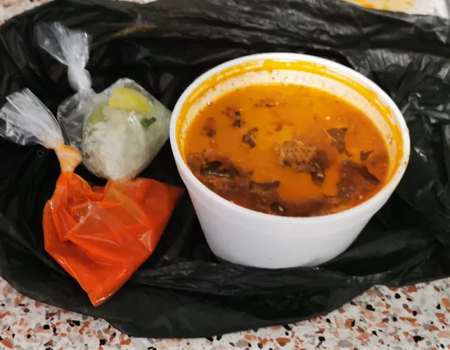 BIRRIA DE RES Y CHIVO