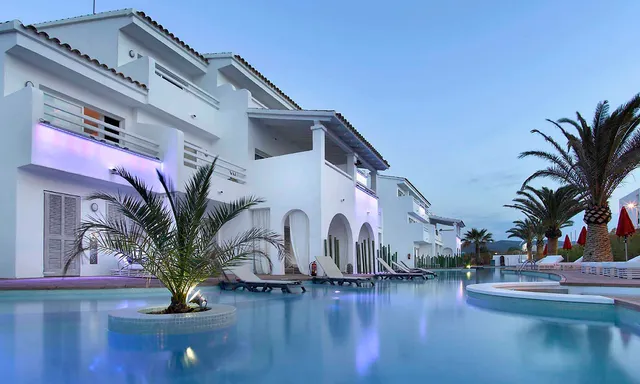 Ushuaïa Ibiza Beach Hotel
