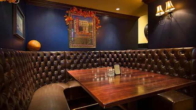 Emerald Loop Bar & Grill