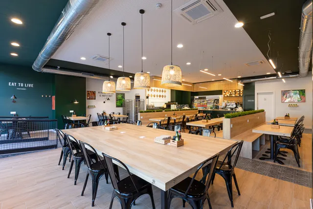 Salad Market Esplugues