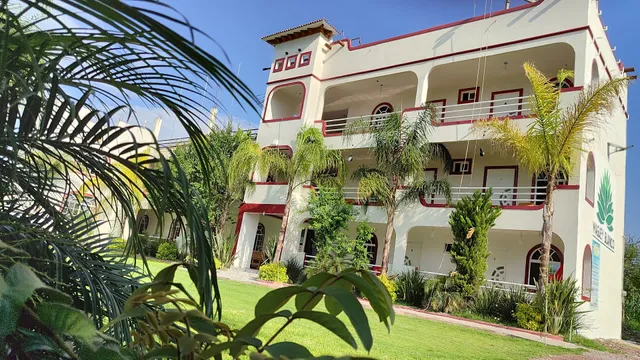 Hotel Maguey Blanco