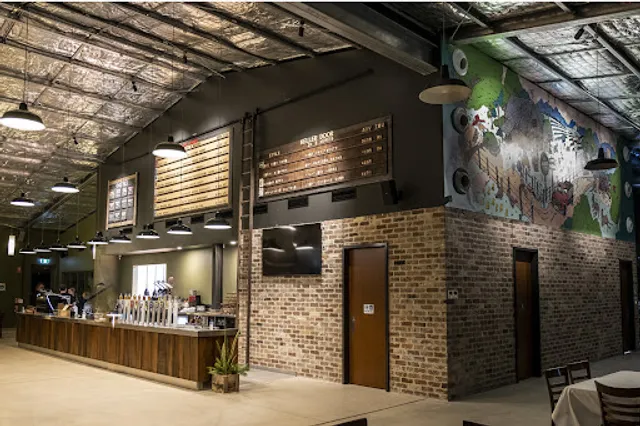 4 Pines at the Farm - Hunter Valley