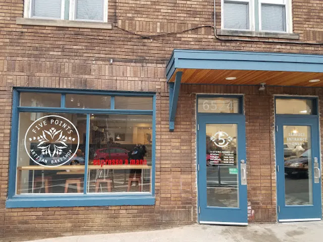 Espresso a mano - 5 Points Bakery