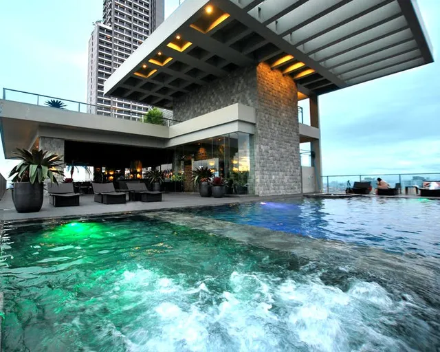 City Garden GRAND Hotel Makati