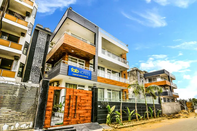 FabHotel Comfort Dome Premium