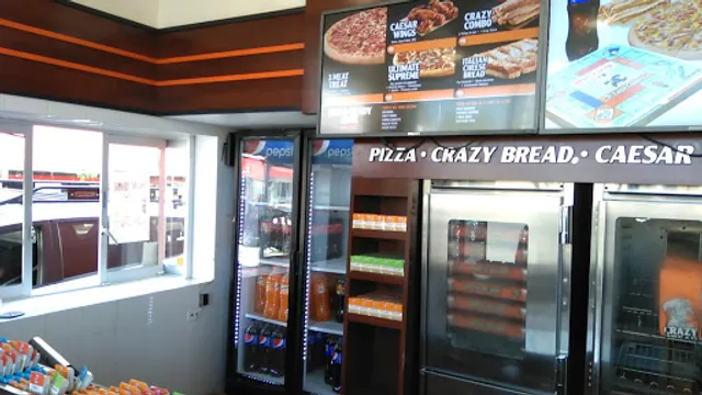 Little Caesars Pizza "Normalistas"