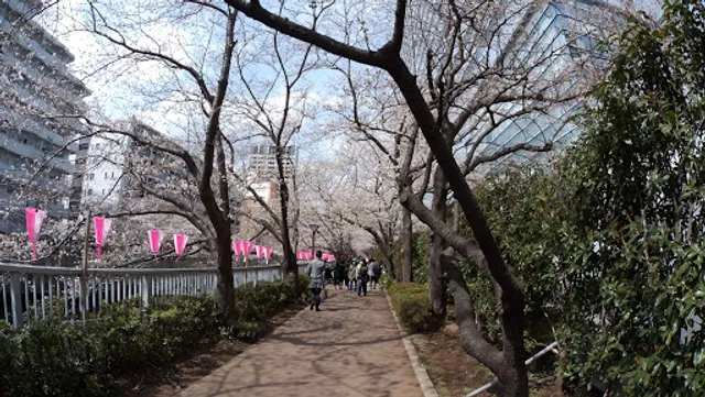 Meguro River Park