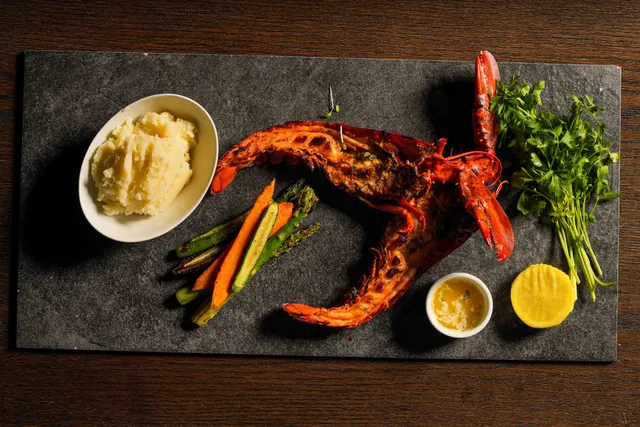 American Bistro🍔 American Restaurant Miami Beach