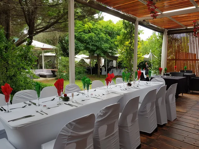 The Gallery Guest House, Family Restaurant and Events Venue