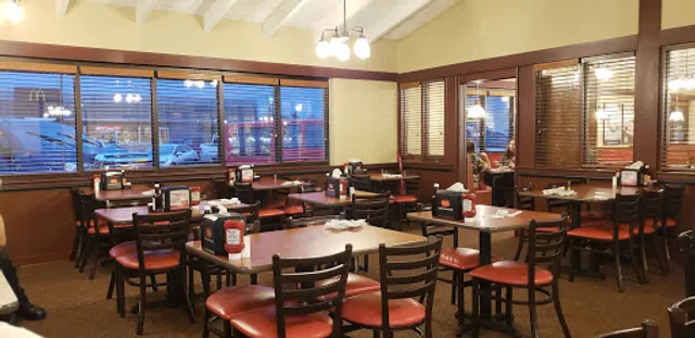 Golden Corral Buffet & Grill