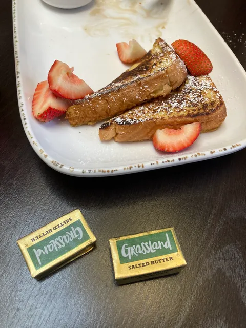 The Bistro - Eat. Drink. Connect.®