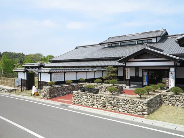 長岡今朝吉記念ギャラリー・甘楽町ふるさと伝習館