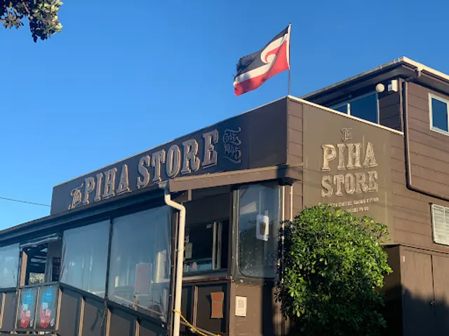 Piha Store