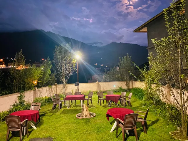 Manali Mountain Regency-best luxury hotels /Family Hotels in manali