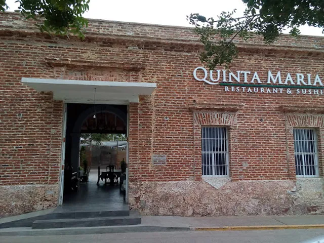 Quinta María Restaurant & Sushi