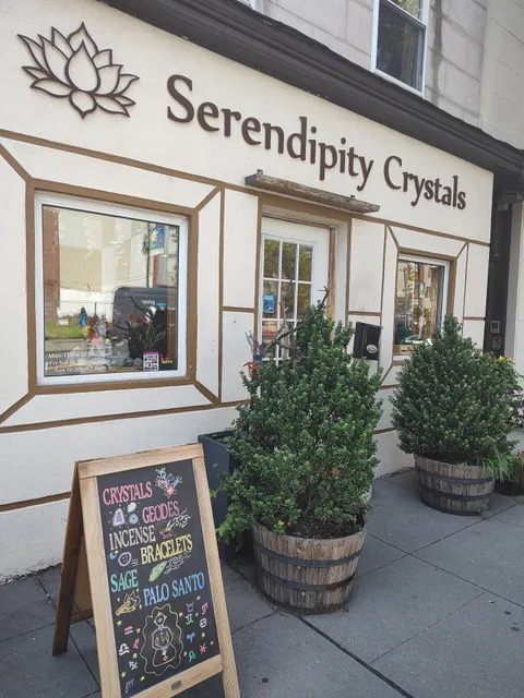 Serendipity Crystals