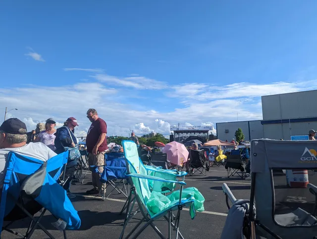 Racks By The Tracks Festival