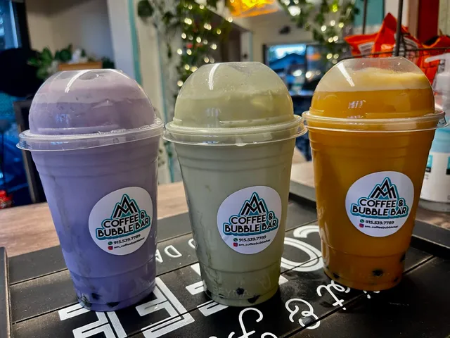 AM/Coffee & bubble bar