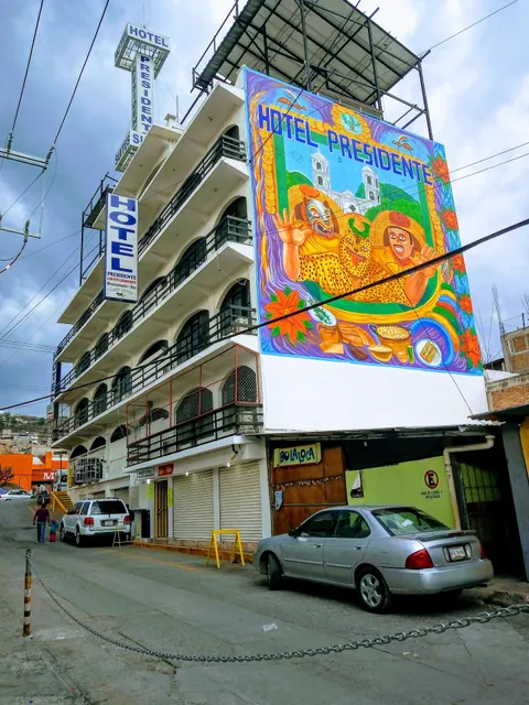 Hotel Presidente Vicente Guerrero.