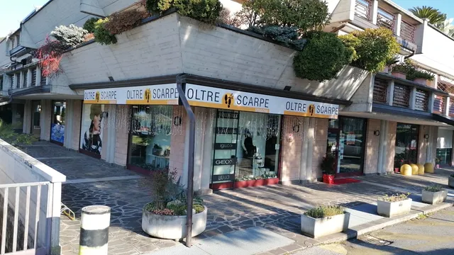 Oltre le scarpe Sirmione