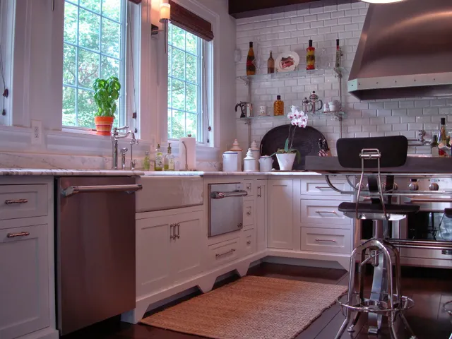 Monarch Manufacturing Inc