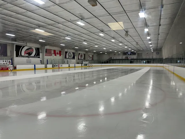 Hollydell Ice Arena