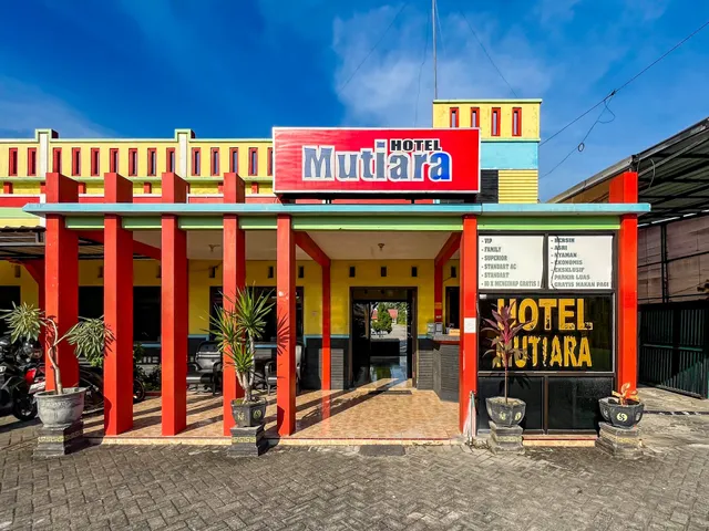 RedDoorz @ Hotel Mutiara Ponorogo