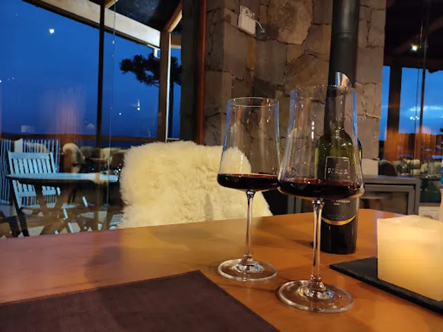 Jardim das Pedras Bistrô e Wine Garden