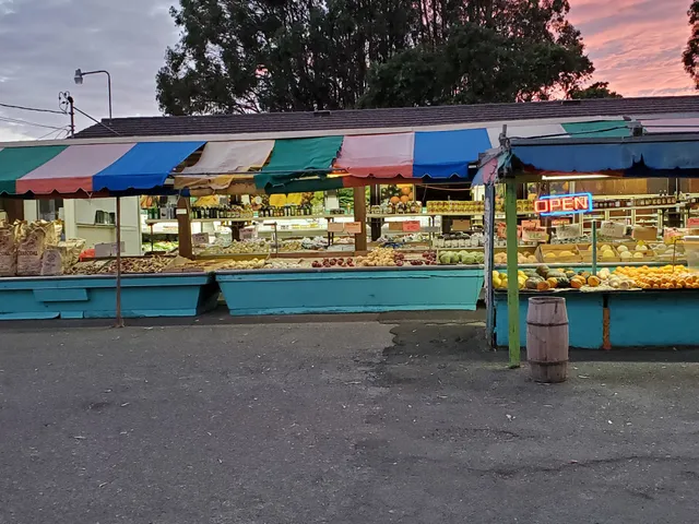 Sonoma Valley Fruit Basket / U-haul rental