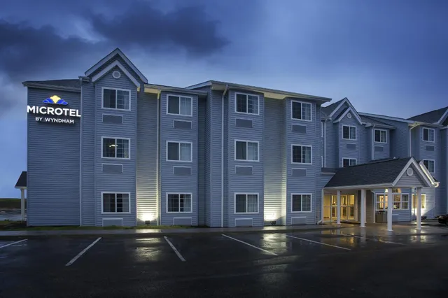 Quality Inn & Suites Caldwell I-77