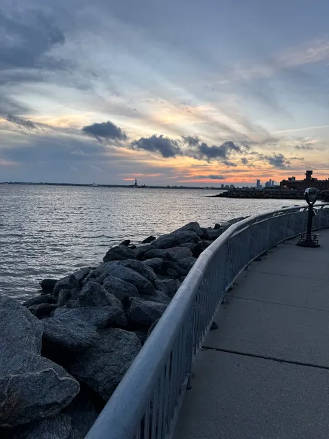 Pier 41 Waterfront Garden