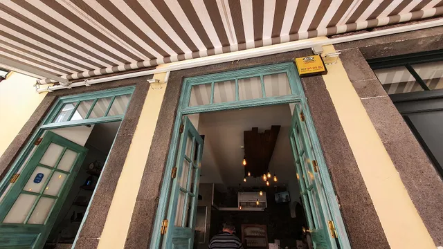 O.Giro Churros & Paninis