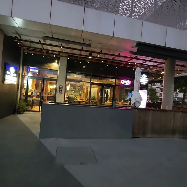 Luminous Restaurant & Bar