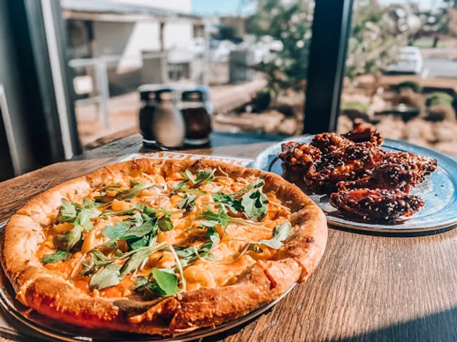 Evolution Taproom & Pizzeria