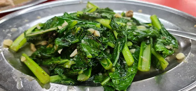 Restoran Meng Kee (opposite Scott Garden)