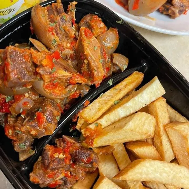 Austa African kitchen