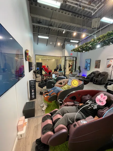 OSIM Massage Chairs, Back & Foot Massagers | Tangram NYC