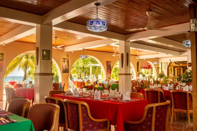 Le Vendome Restaurant at Charela Inn