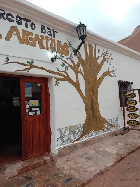 RESTAURANTE EL ALGARROBO
